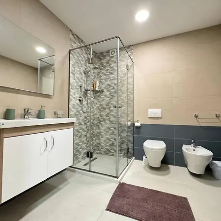 Yellow * Дуррес