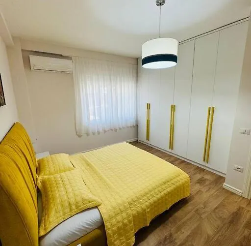 Apartament Yellow